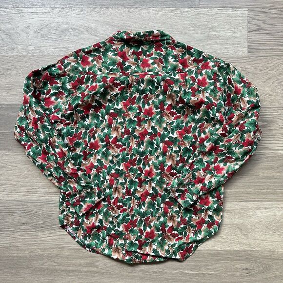 Conversation Pieces Top Women Small Christmas Holly Mistletoe Cotton Button Up - Picture 2 of 9